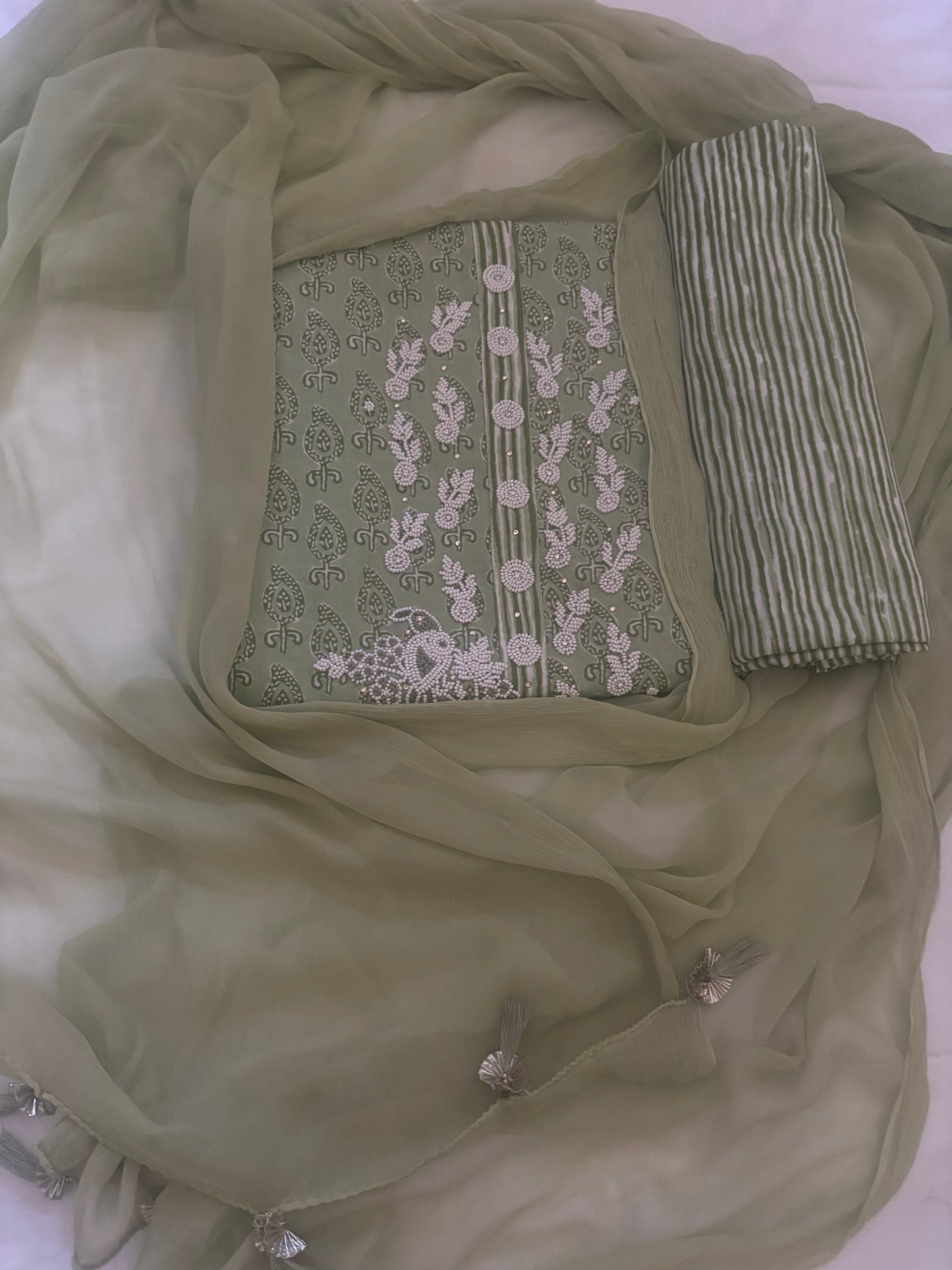 Green handwork cotton suit